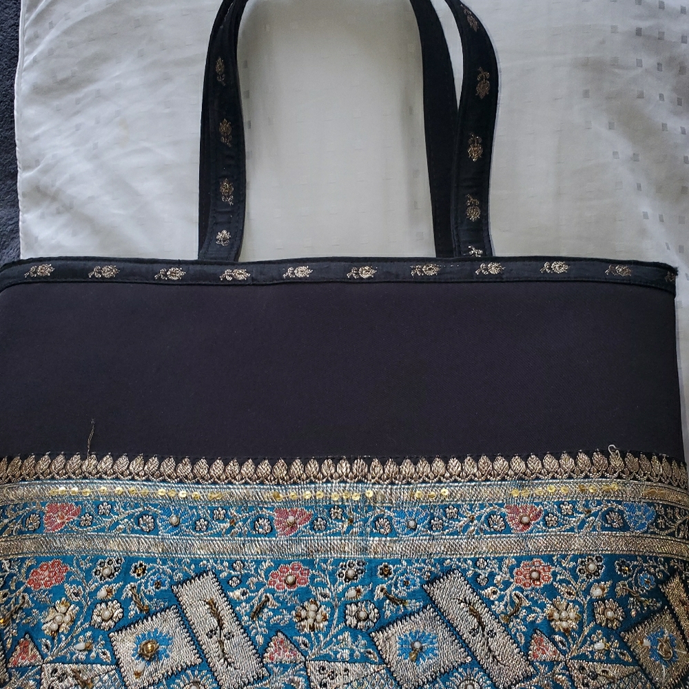 Isabella Fiore hand bag